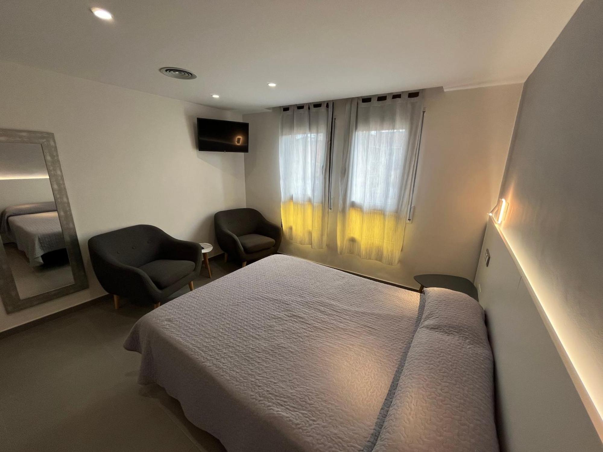 Hostal Tarres Anglés Quarto foto