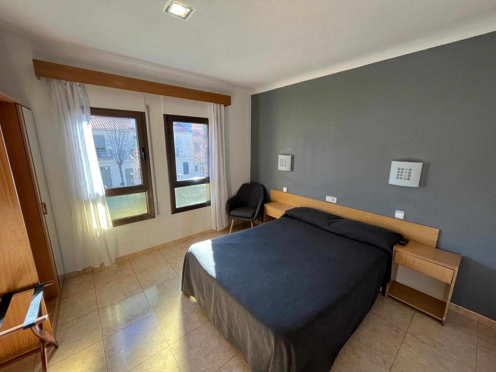 Hostal Tarres Anglés Quarto foto